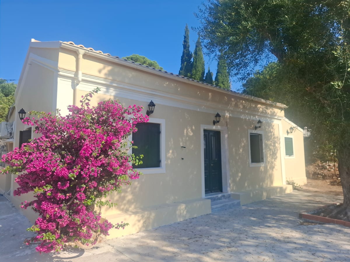 Ανακαίνιση παραδοσιακής κατοικίας — ολοκλήρωση