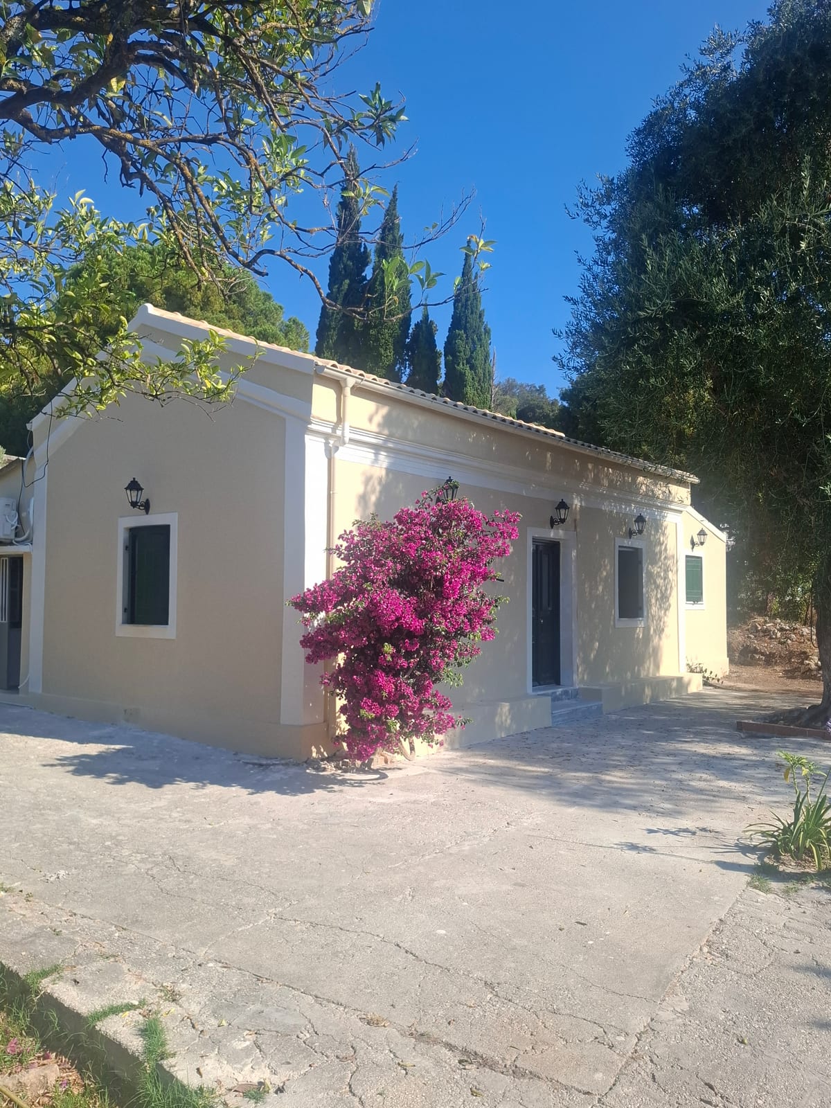 Ανακαίνιση παραδοσιακής κατοικίας — τελικό αποτέλεσμα